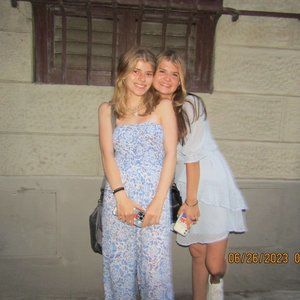 Meet your Posher, Emma